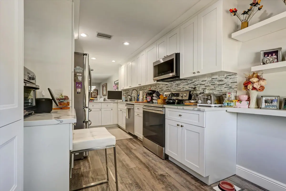 04-34 Stratford Dr D-4 at 34 W Stratford Ln Lane D, Boynton Beach