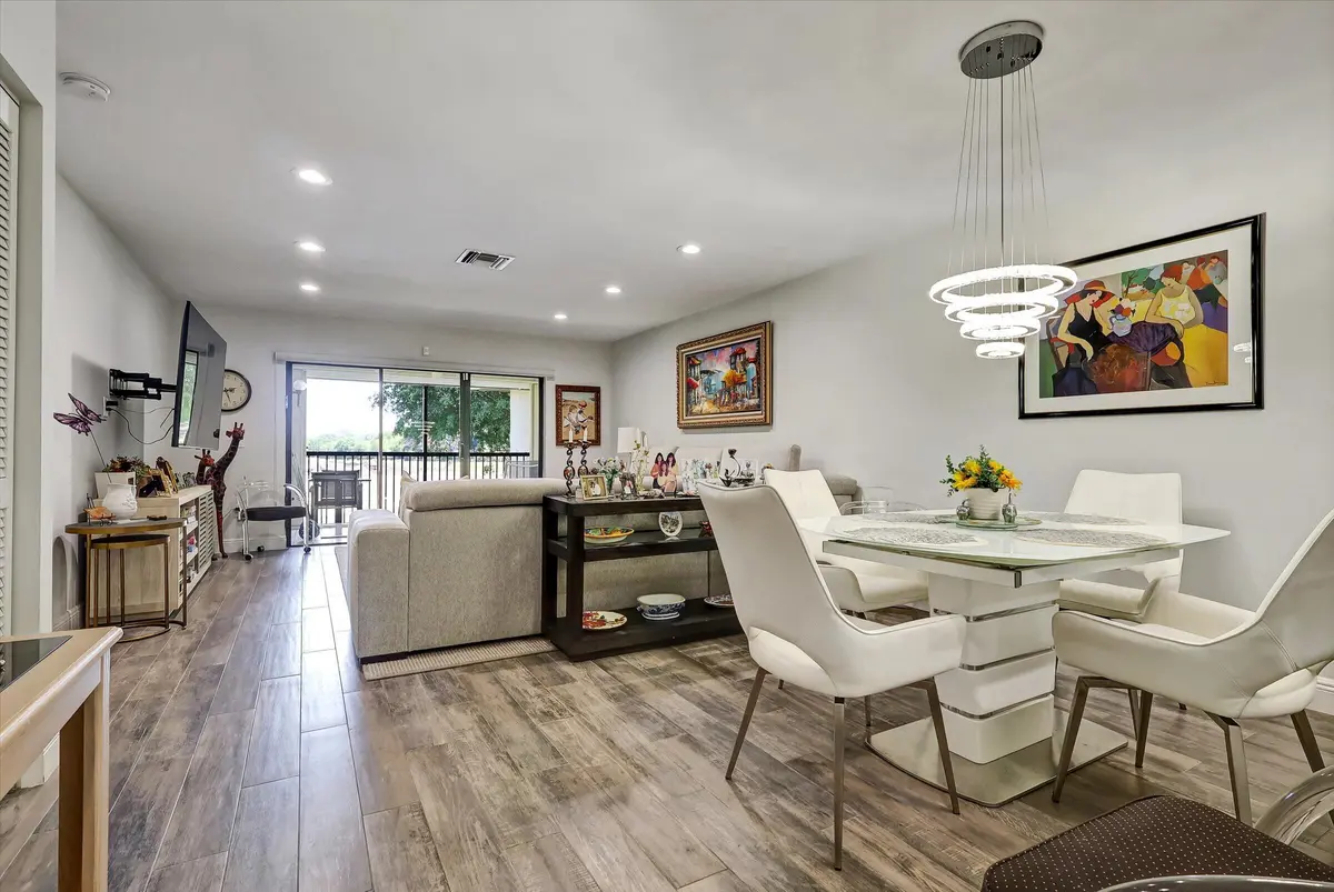 10-34 Stratford Dr D-10 at 34 W Stratford Ln Lane D, Boynton Beach