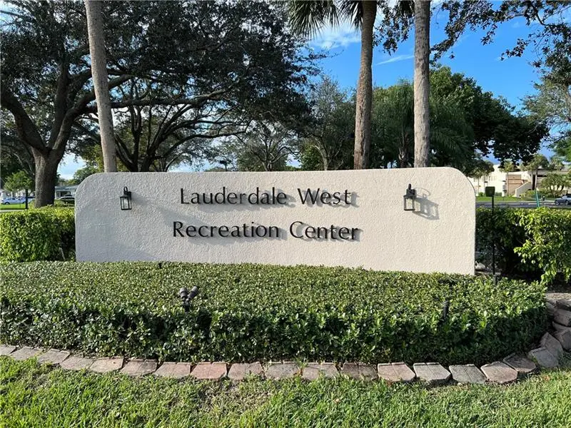 LW Clubhouse sign at 8208 NW 14 Street, Plantation