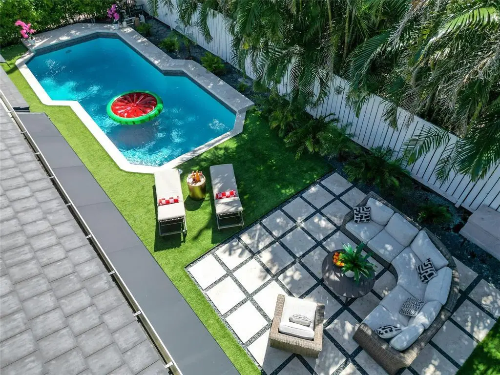 t3 at 222 N Tradewinds Avenue, Lauderdale-By-The-Sea