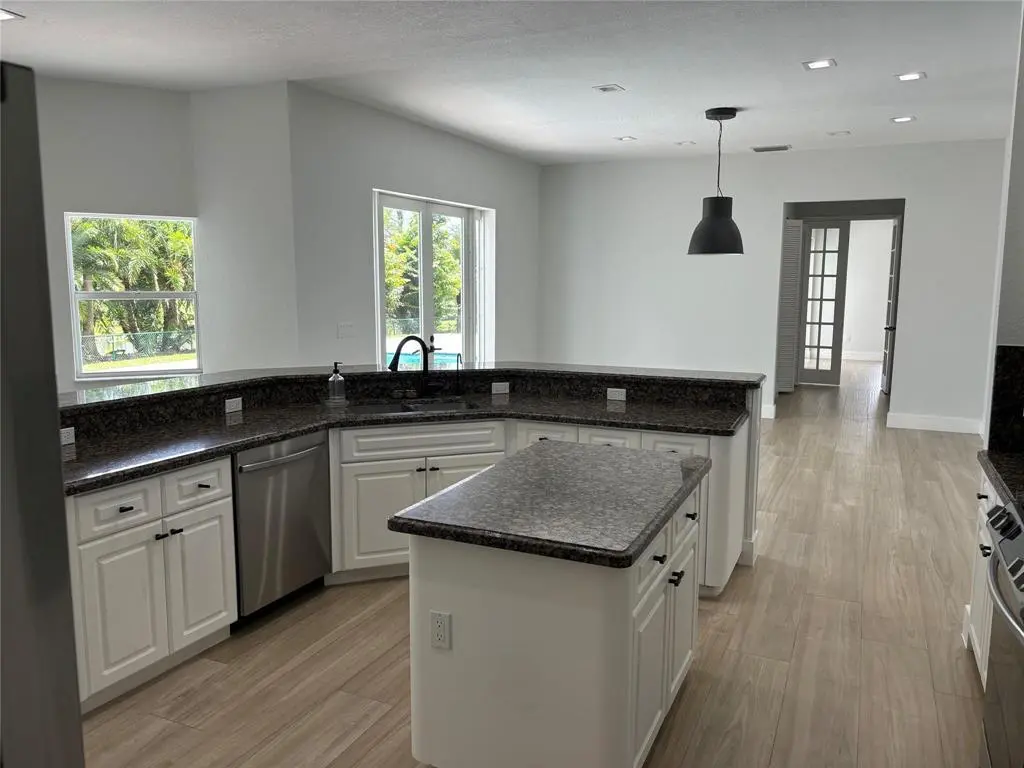67-8 at 16650 SW 67th Place, Southwest Ranches