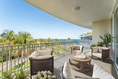 100 Royal Palm Way G5, Palm Beach – Condominium for sale
