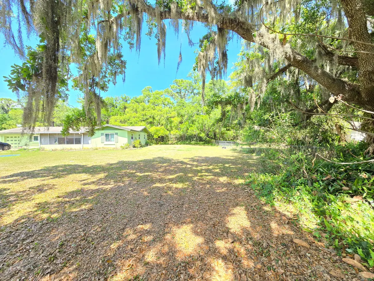 144 N Elm Street, Fellsmere, FL – photo 8