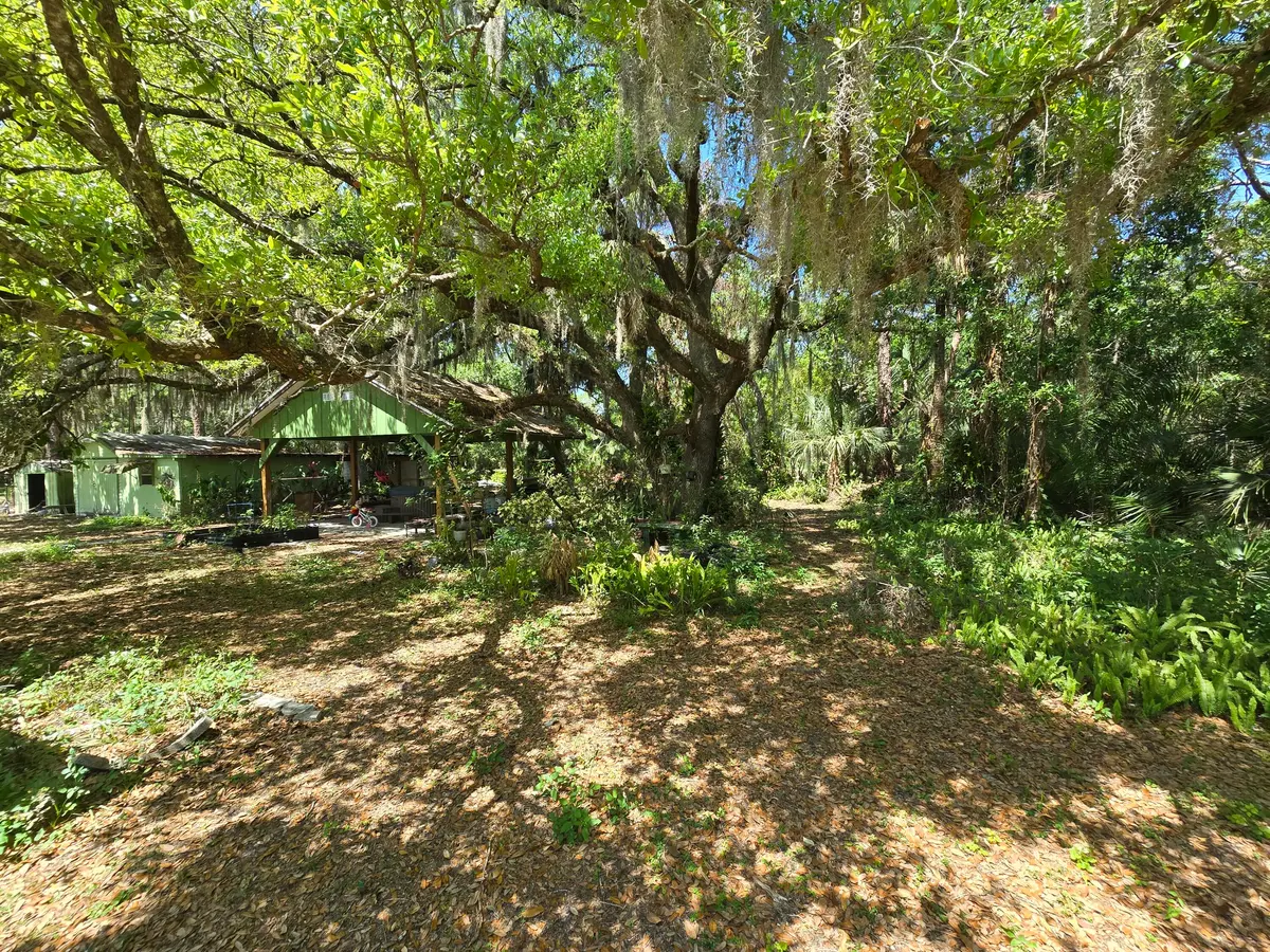 144 N Elm Street, Fellsmere, FL – photo 7