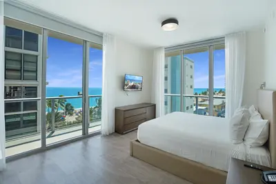 777 N Ocean Drive N507, Hollywood – sold