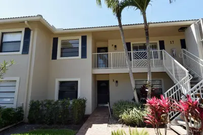 17 E Stratford Dr Drive F, Boynton Beach – sold