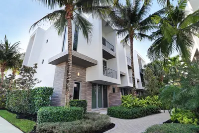 4033 NW 17th Way, Boca Raton – sold