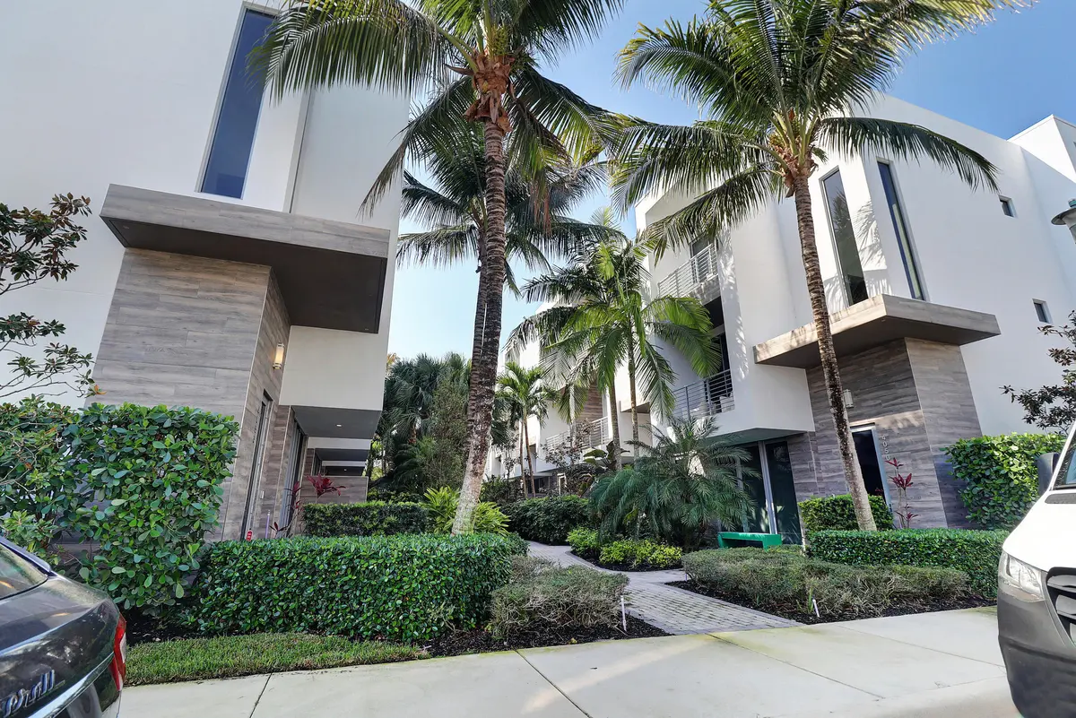 a1IMG_8672 at 4033 NW 17th Way, Boca Raton