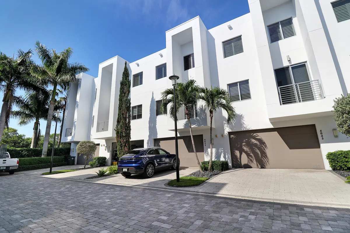 IMG_8659 at 4033 NW 17th Way, Boca Raton