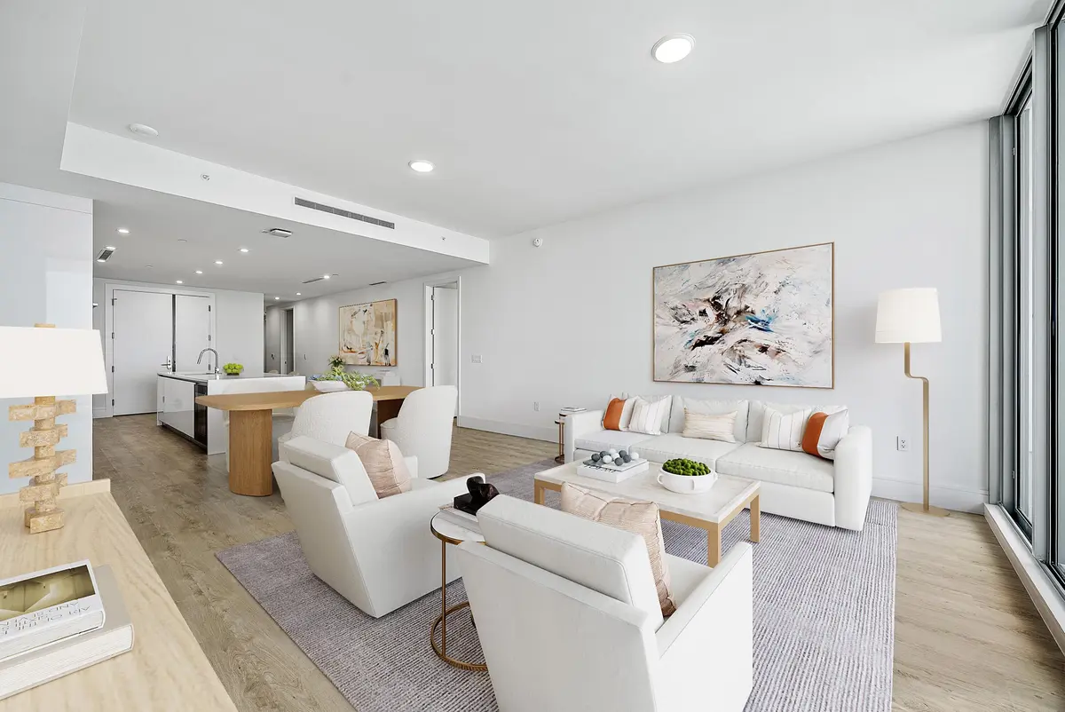virtually staged at 220 Lake Shore Drive 1508, Lake Park