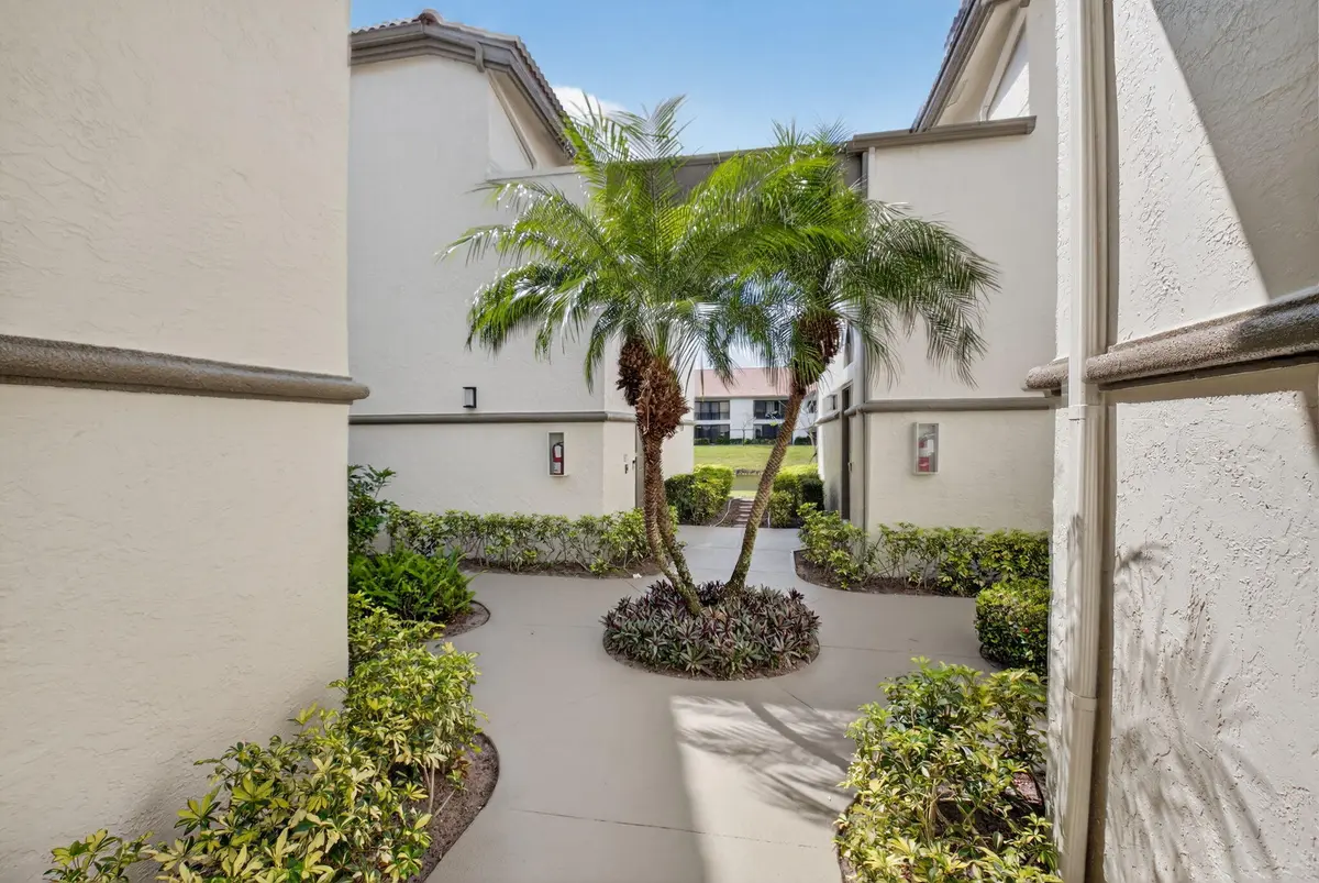 5226 Europa Drive at 5226 Europa Drive H, Boynton Beach