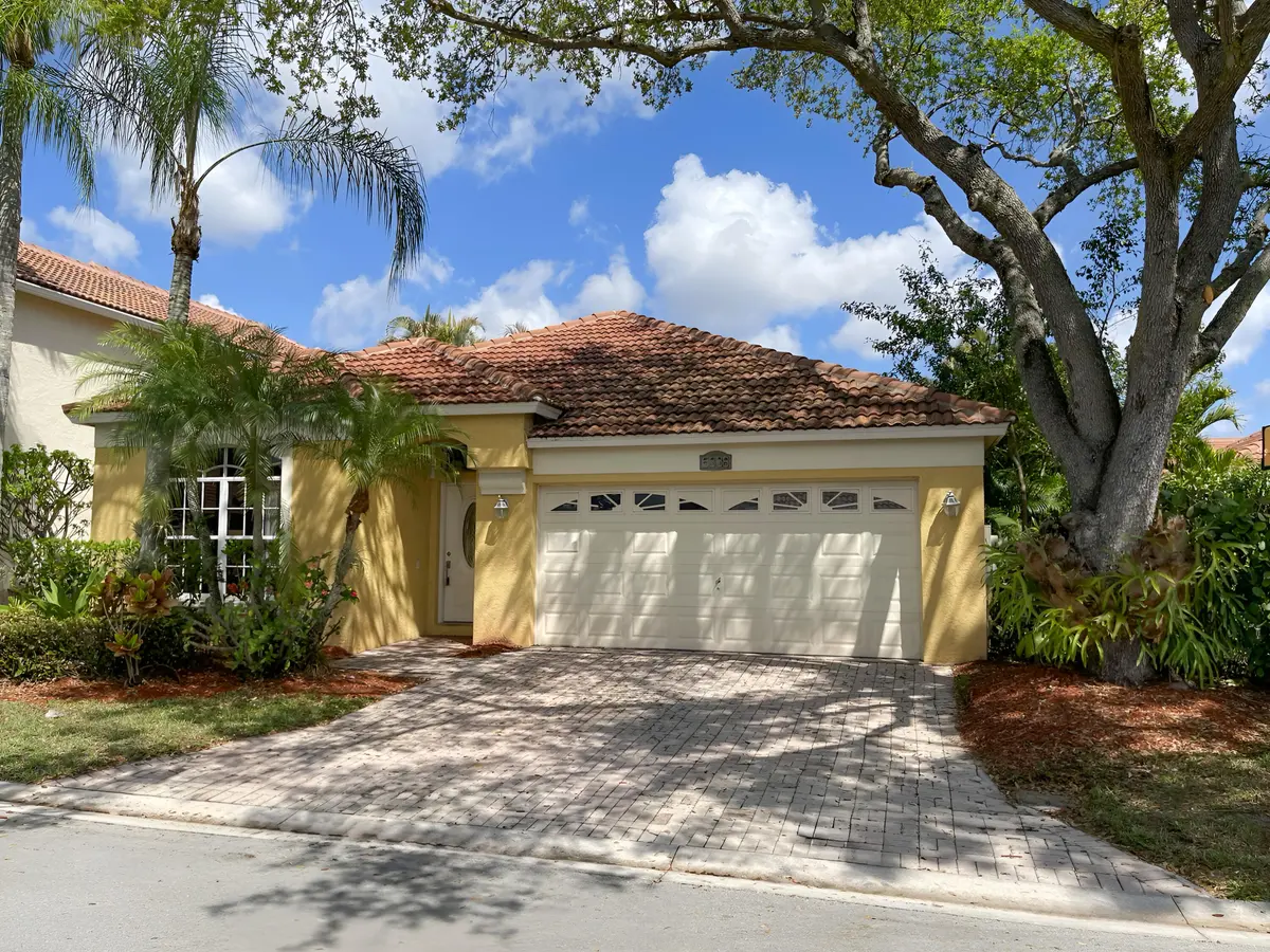 Front at 5338 Edenwood Lane, Riviera Beach