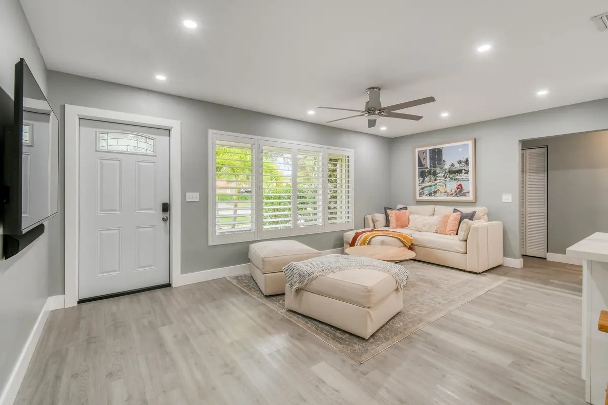 Living Room at 400 Tequesta Drive, Tequesta