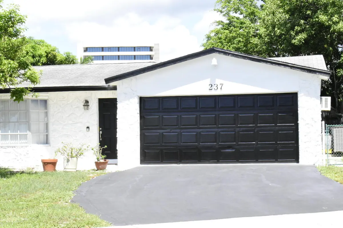 Front Exterior at 237 Porter Place, West Palm Beach