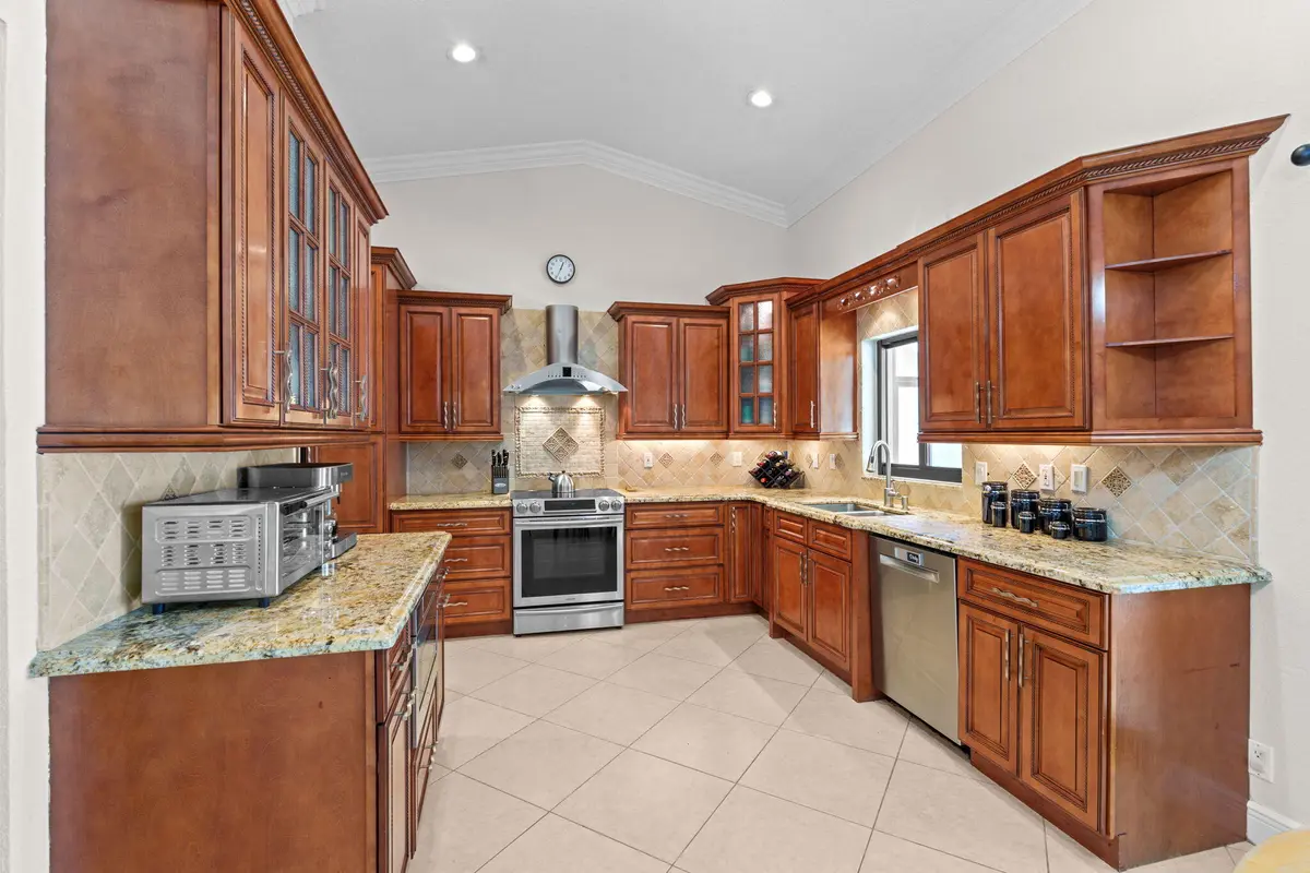 16-web-or-mls-A7409587 at 5260 NW 98th Lane, Coral Springs