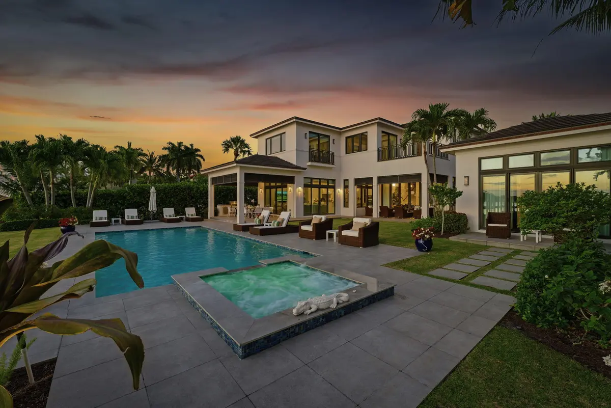 80-web-or-mls-DSC09756 at 825 W Oyster Lane, Lantana