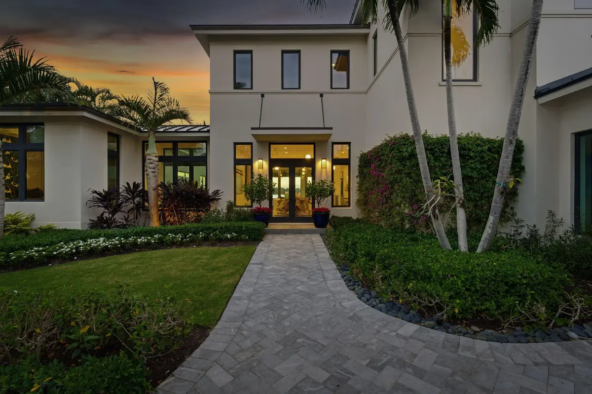 85-web-or-mls-DSC09731 at 825 W Oyster Lane, Lantana