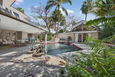 2040 Coral Reef Drive, Lauderdale-By-The-Sea – Single Family Residence for sale