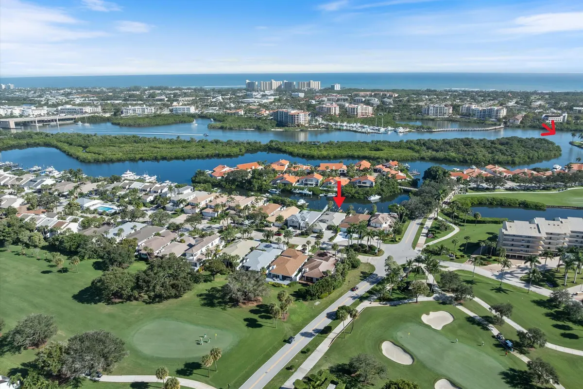 Ocean Access - No Fixed Bridges at 17036 Bay Street, Jupiter
