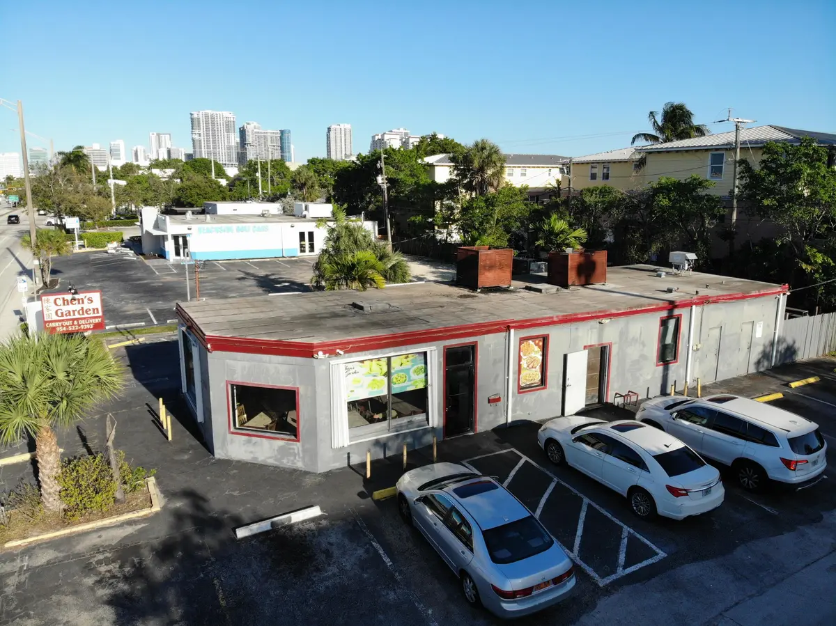 1122 W Broward Blvd at 1122 W Broward Boulevard, Fort Lauderdale