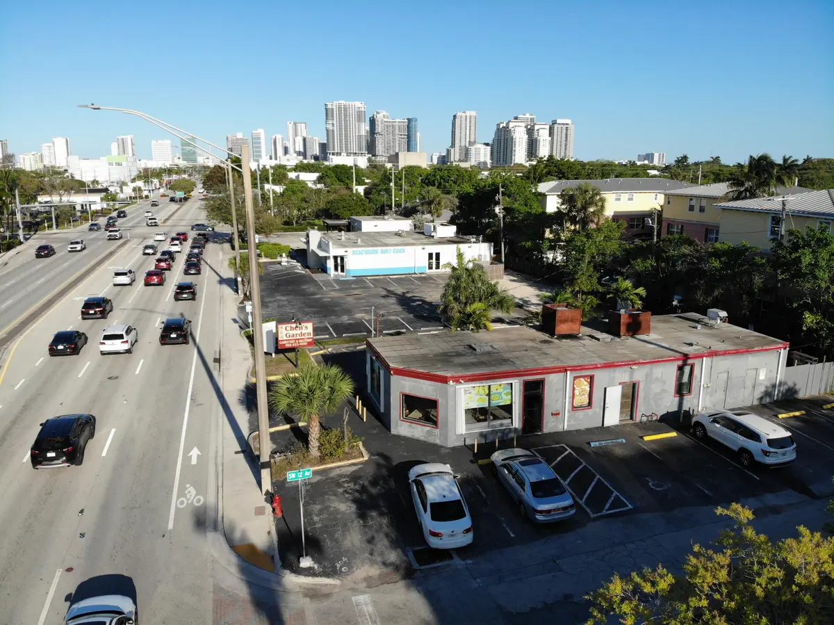 1122 W Broward Blvd at 1122 W Broward Boulevard, Fort Lauderdale