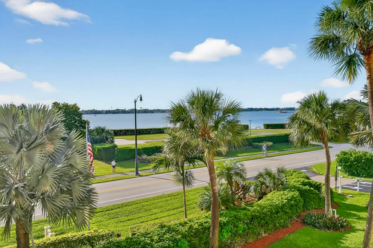 Intracoastal views at 3460 S Ocean Boulevard 2090, Palm Beach