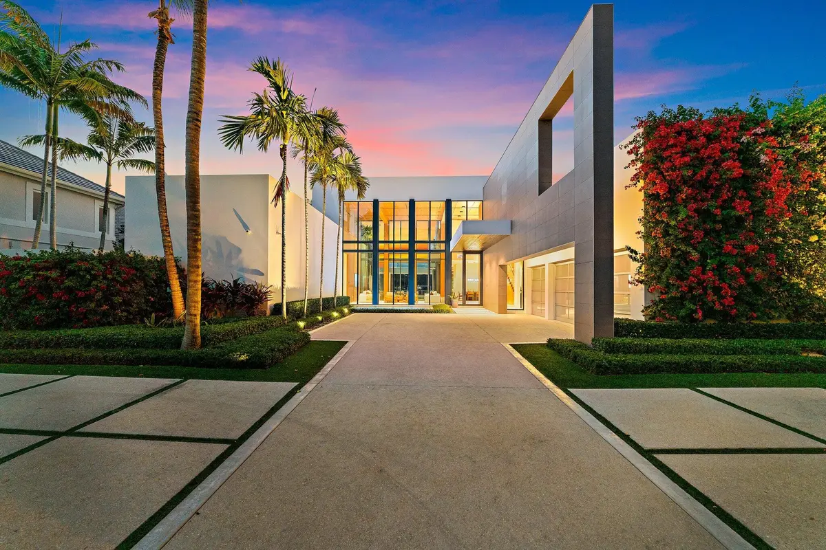 Exterior at 160 Spyglass Lane, Jupiter