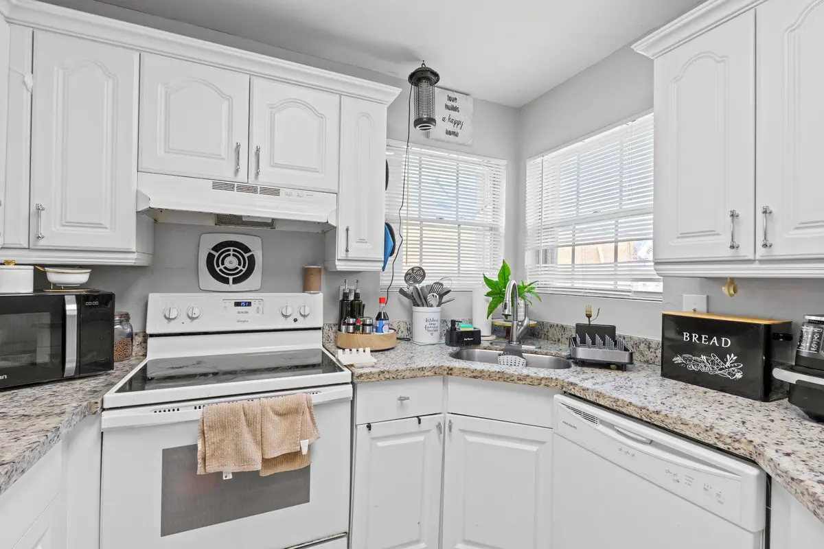 3-web-or-mls-A7409341 at 5710 Dewberry Way, West Palm Beach