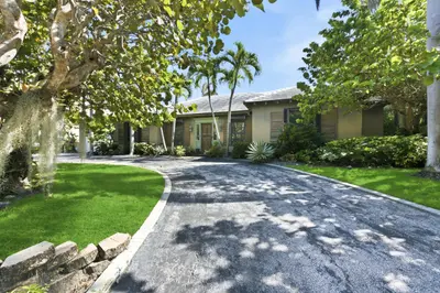 112 Algoma Road, Palm Beach – sold