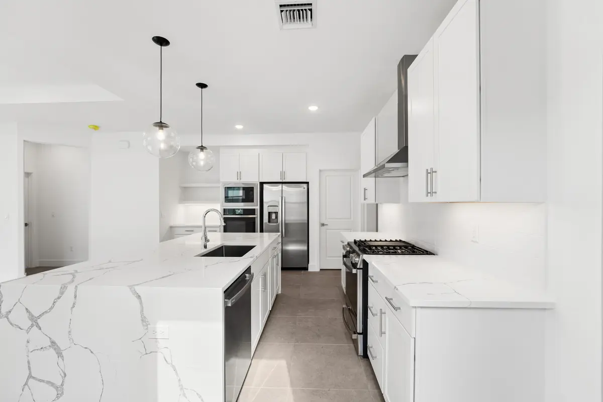 Kitchen at 10083 NW Dreamweaver Road, Port St. Lucie