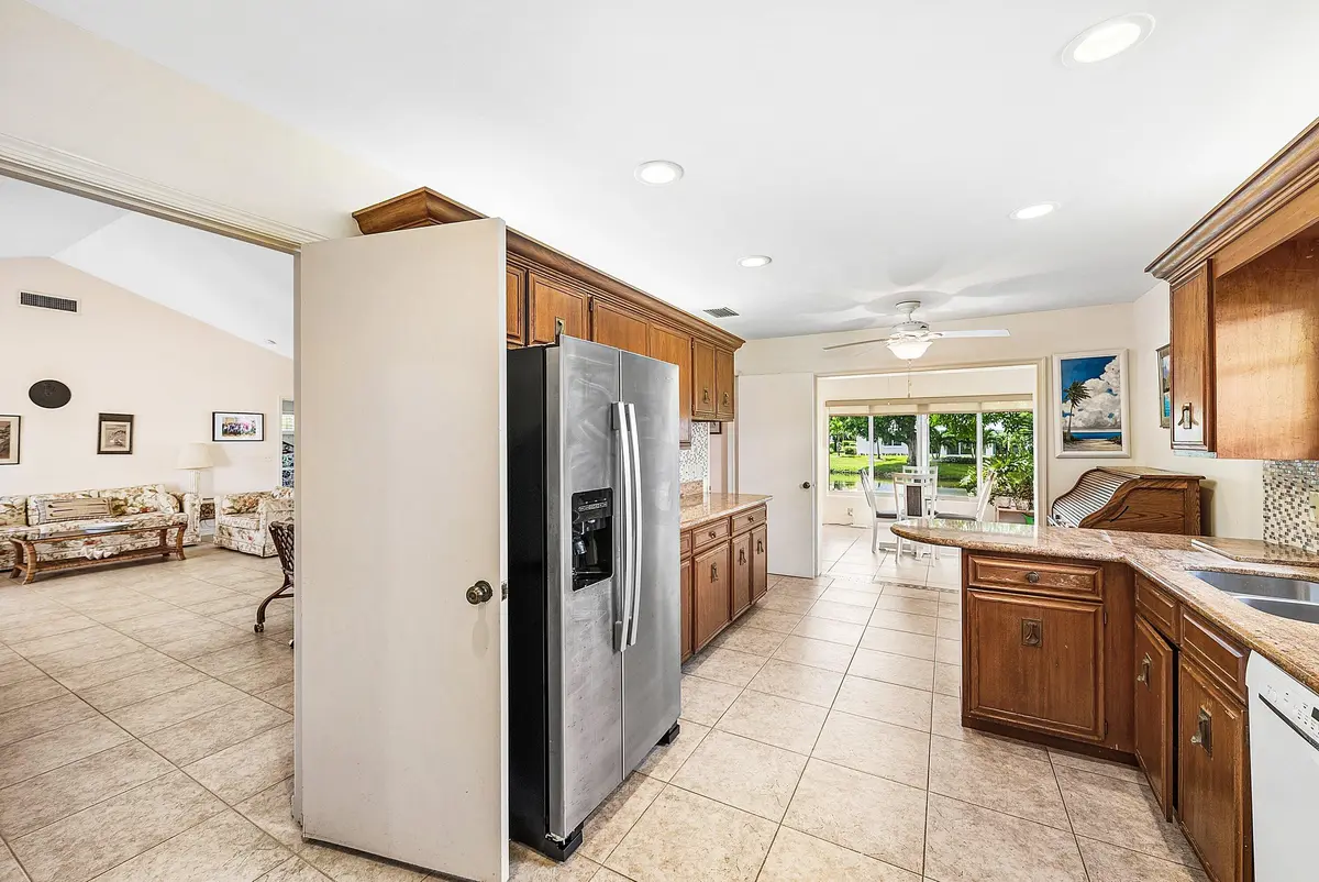 Kitchen at 4473 Sanderling Circle, Boynton Beach