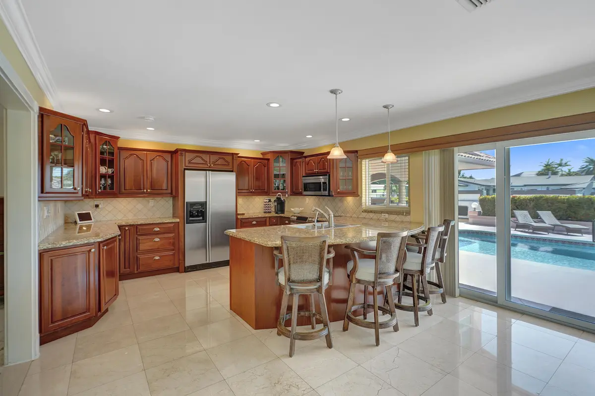 DSC03781 at 5530 Bayview Drive, Fort Lauderdale