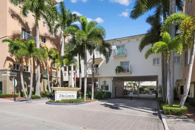 120 Jefferson Avenue 12009, Miami Beach – Condominium for sale