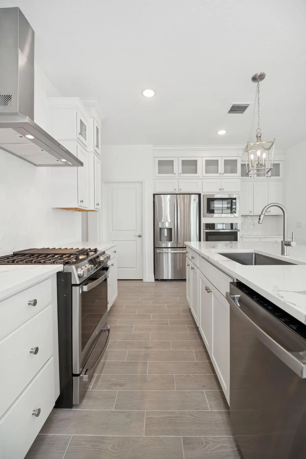 Kitchen at 10075 NW Dreamweaver Road, Port St. Lucie