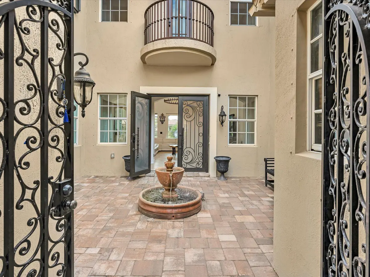 006-FPP00231 at 10982 NW 81st Manor, Parkland