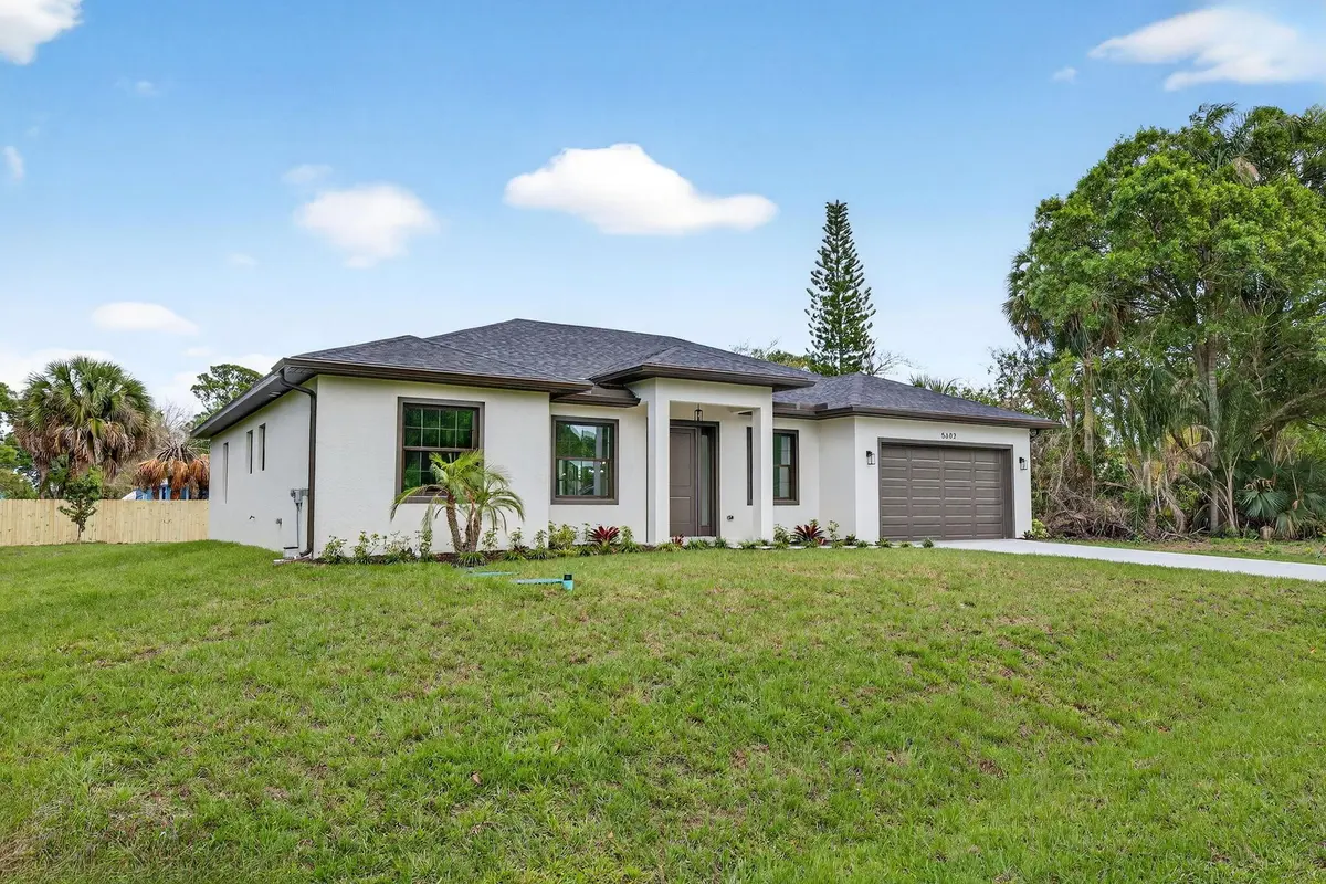 3-web-or-mls-3A5A1595 (2) at 5602 Tangelo Drive, Fort Pierce