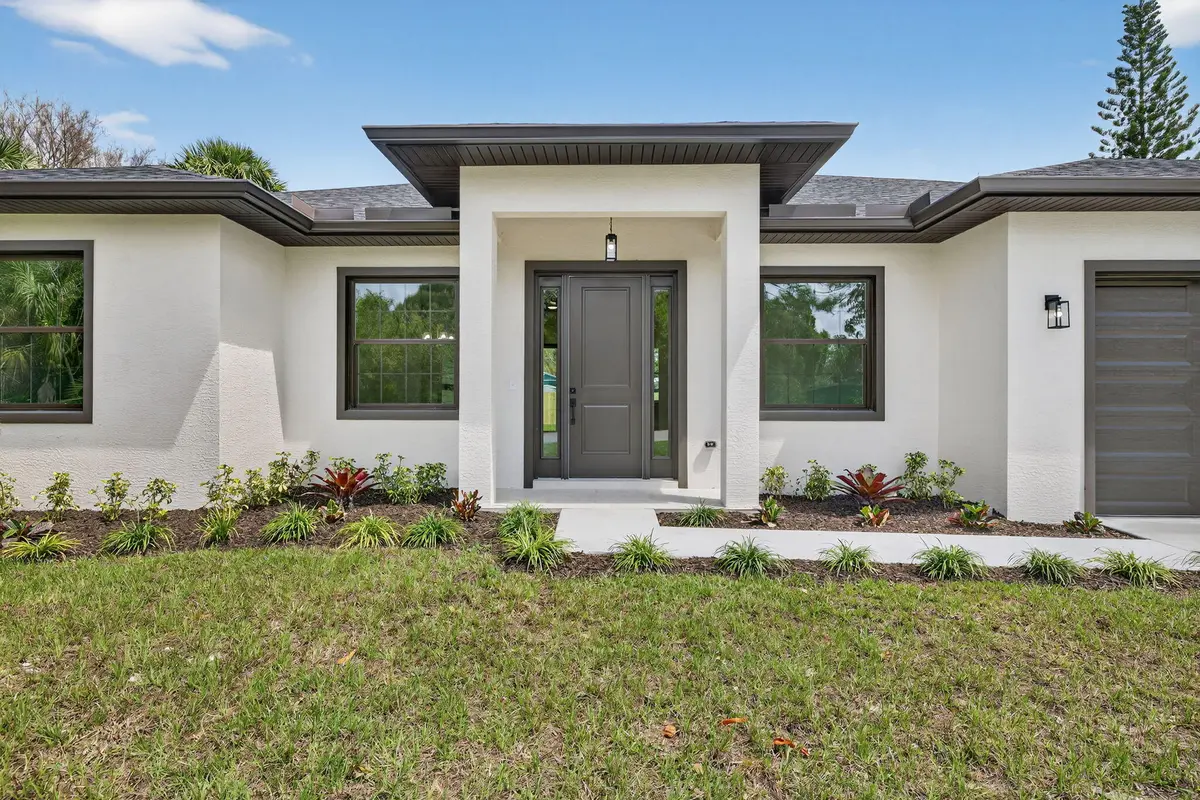 6-web-or-mls-3A5A1691 at 5602 Tangelo Drive, Fort Pierce