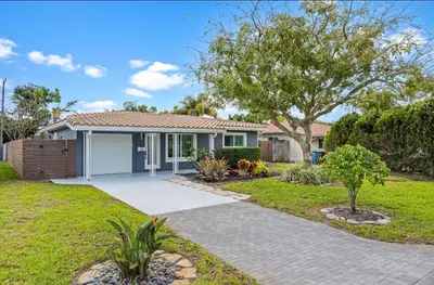 4710 NE 3rd Terrace, Oakland Park – sold