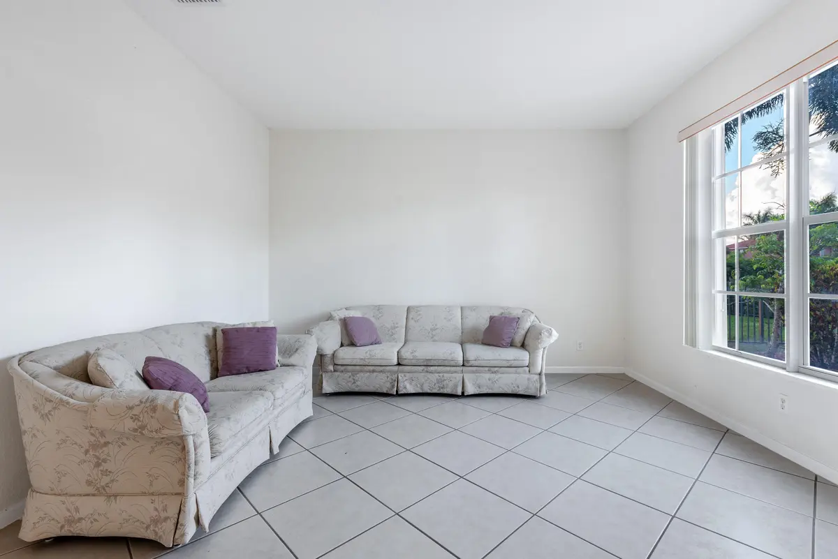 102Ibiscaterrace--2 at 102 Ibisca Terrace, Royal Palm Beach