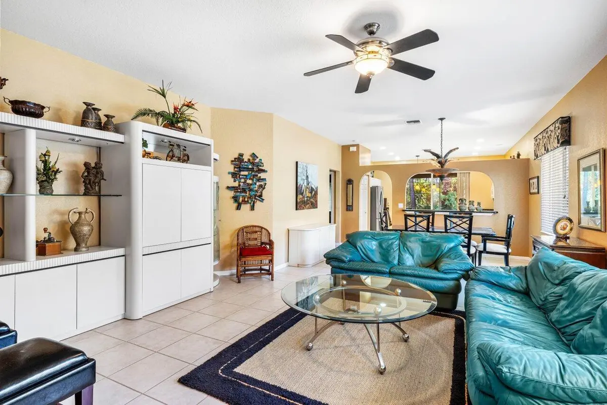 007-8192BrindisiLane-BoyntonBeach-FL-334 at 8192 Brindisi Lane, Boynton Beach