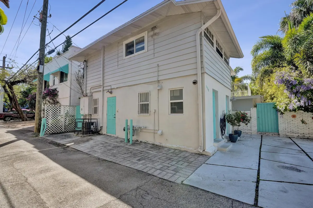 DSC02519 at 1405 SE 2nd Street, Fort Lauderdale