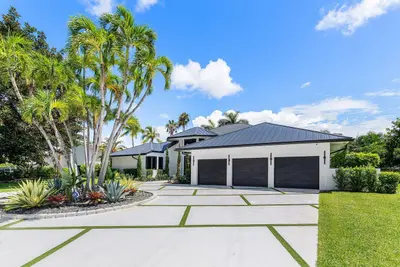 4825 Bocaire Boulevard, Boca Raton – Single Family Residence for sale