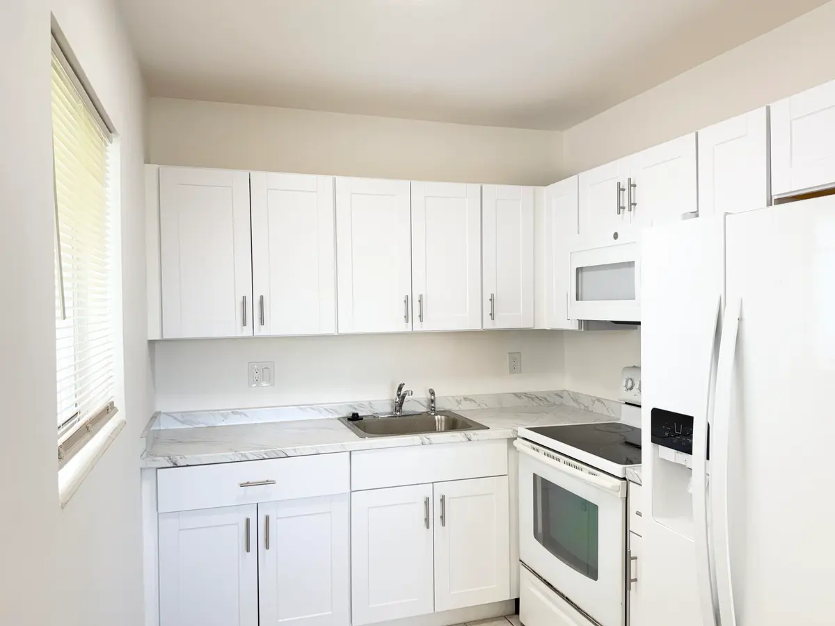 Kitchen at 3402 Cynthia Lane 205, Lake Worth Beach
