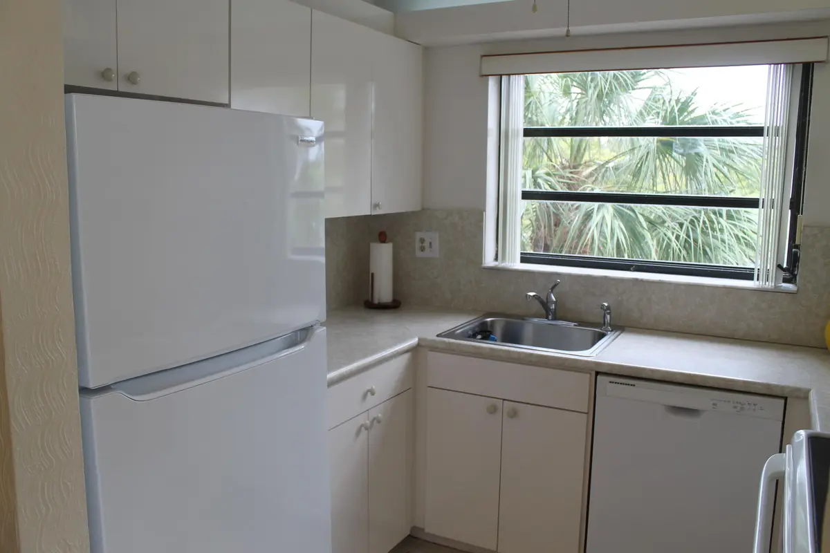 Kit at 1100 Colony Point Circle 314, Pembroke Pines