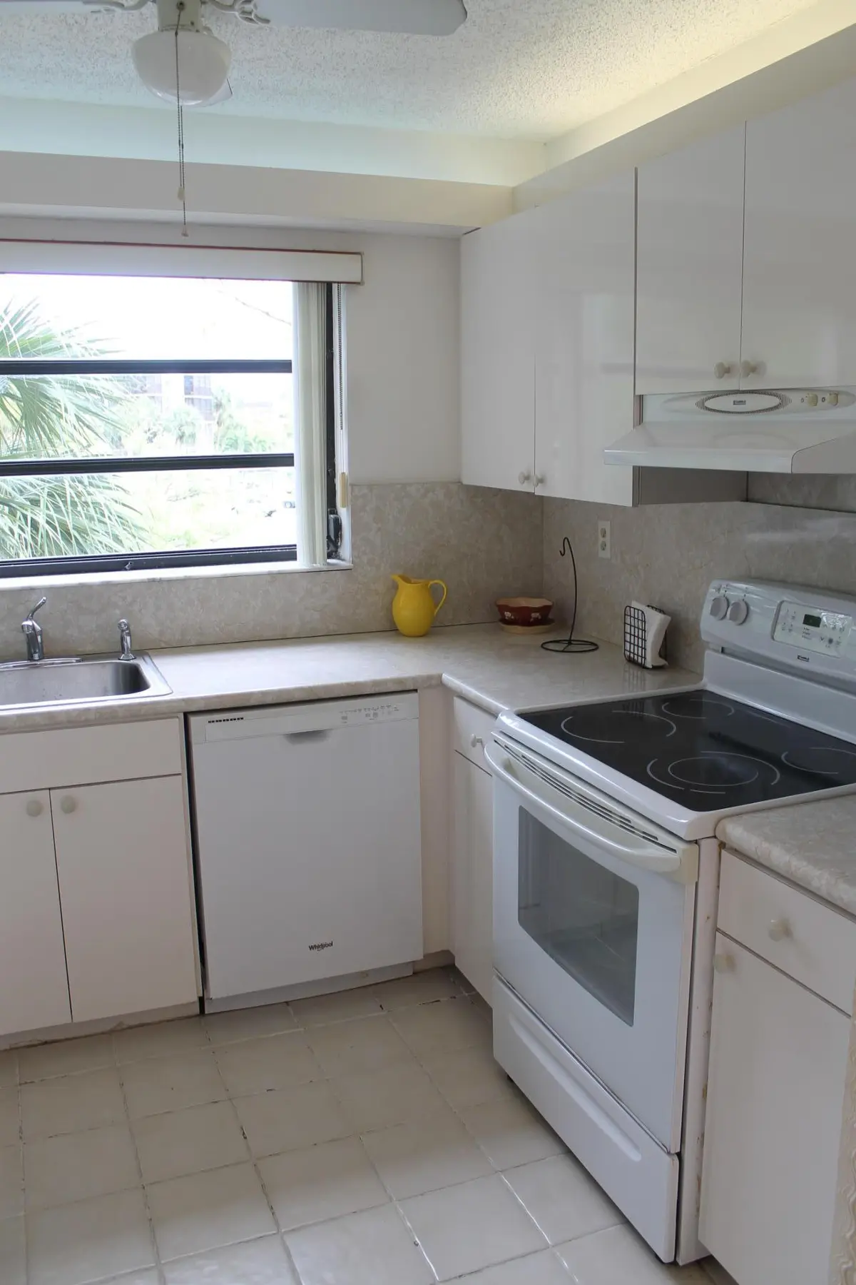 Kit1 at 1100 Colony Point Circle 314, Pembroke Pines