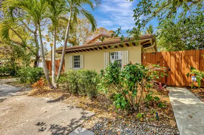 227 NE 12th Street 2, Delray Beach – leased