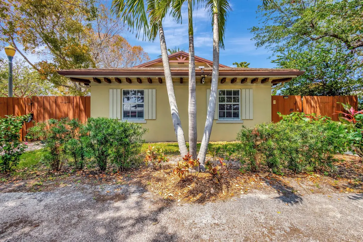 2-web-or-mls-_82A1135 at 227 NE 12th Street 2, Delray Beach