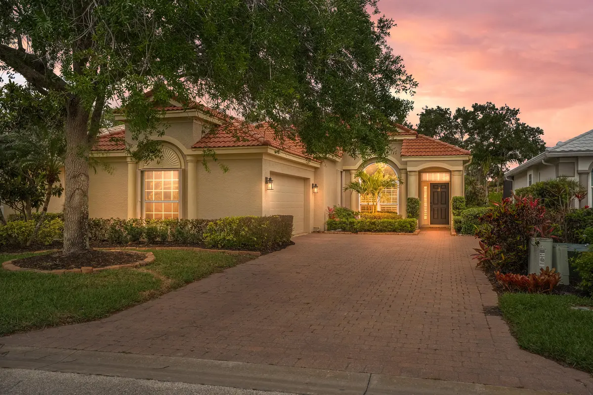 DSC04457_Twolight at 4626 NW Wandering Oak Court, Jensen Beach