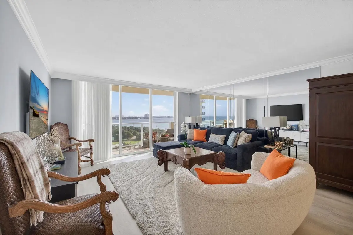 1-web-or-mls-5D1A1092 at 5440 N Ocean Drive 805, Singer Island