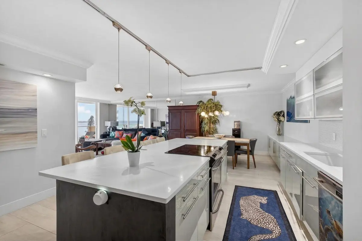 5-web-or-mls-5D1A1112 at 5440 N Ocean Drive 805, Singer Island